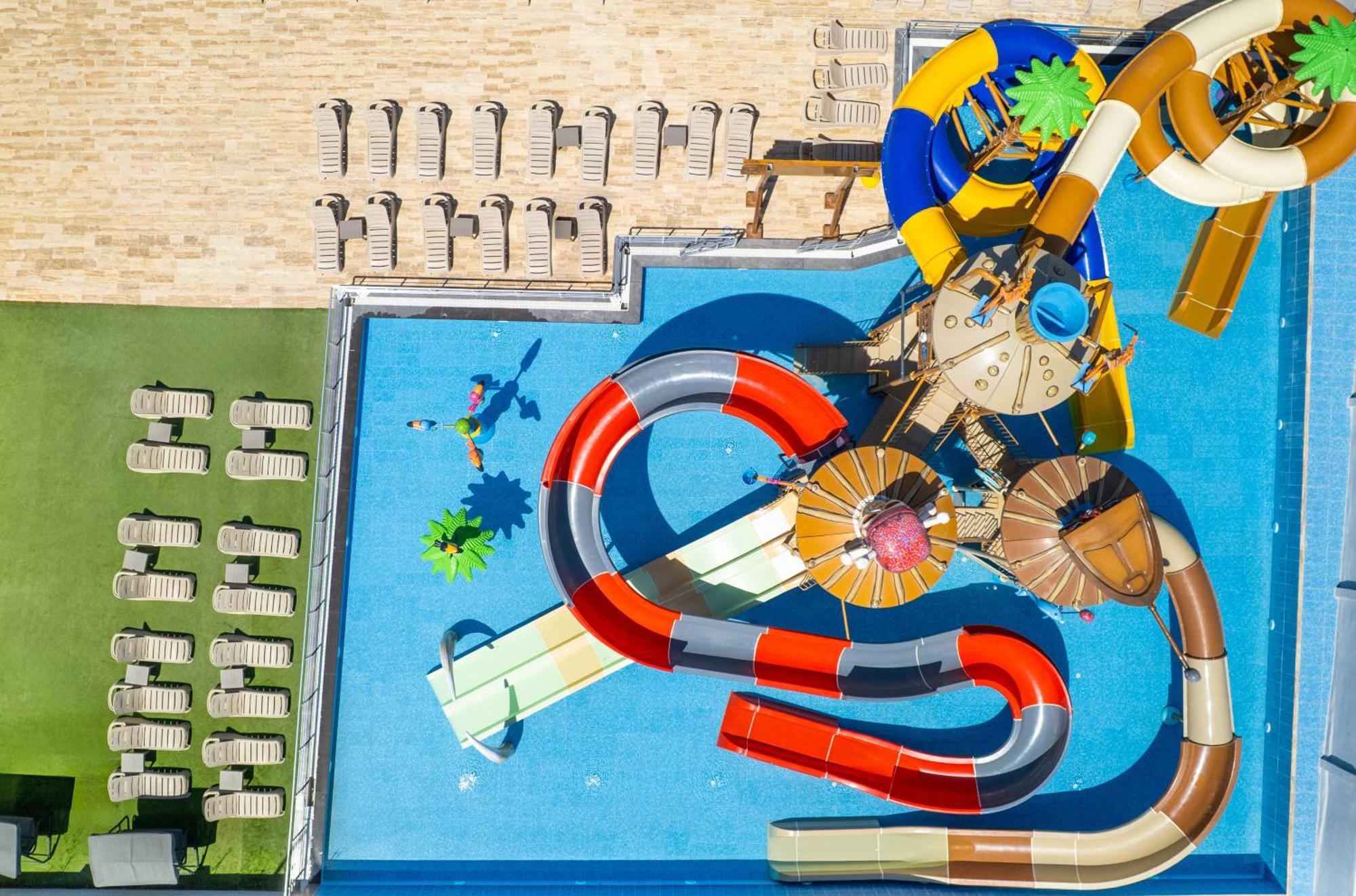 Dedeman Kemer Resort Exterior photo